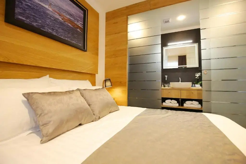 Rooms Bura i Jugo