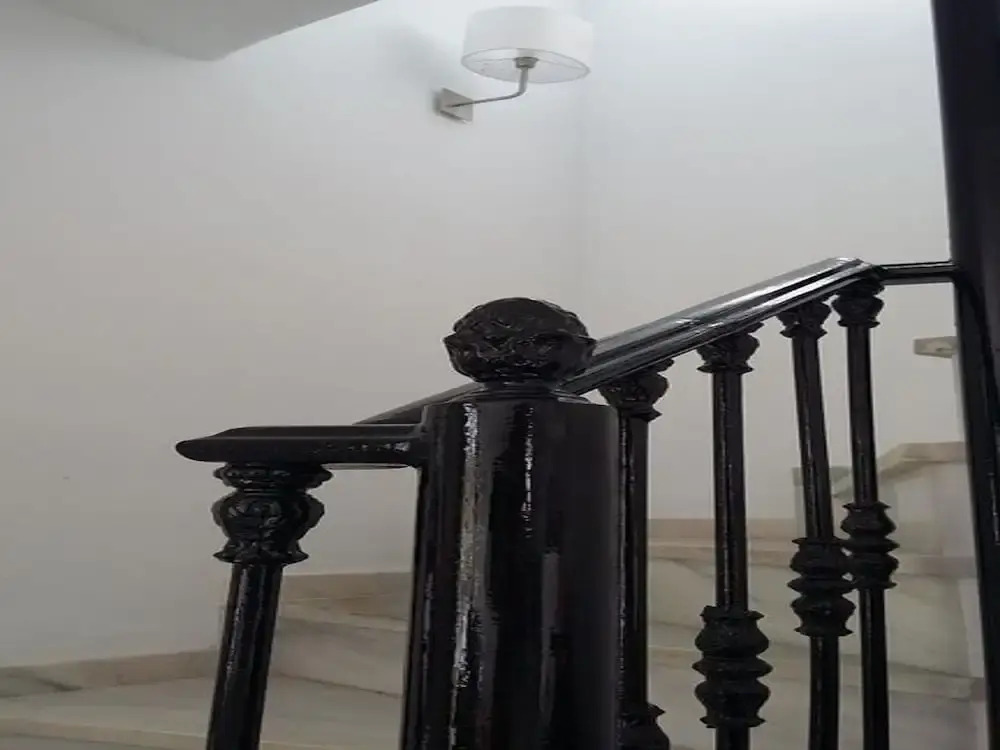 Sunny and spacious apartment with own entrance to pool