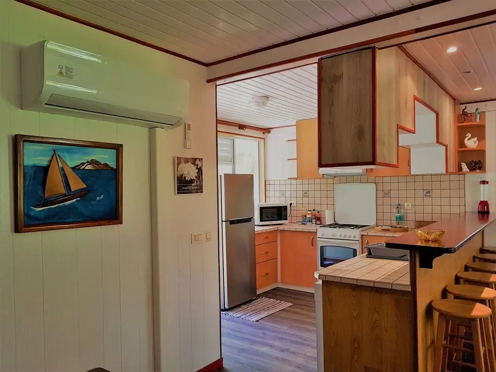 Huahine - Hibiscus House