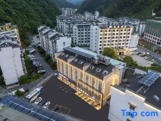 City Express Hotel
