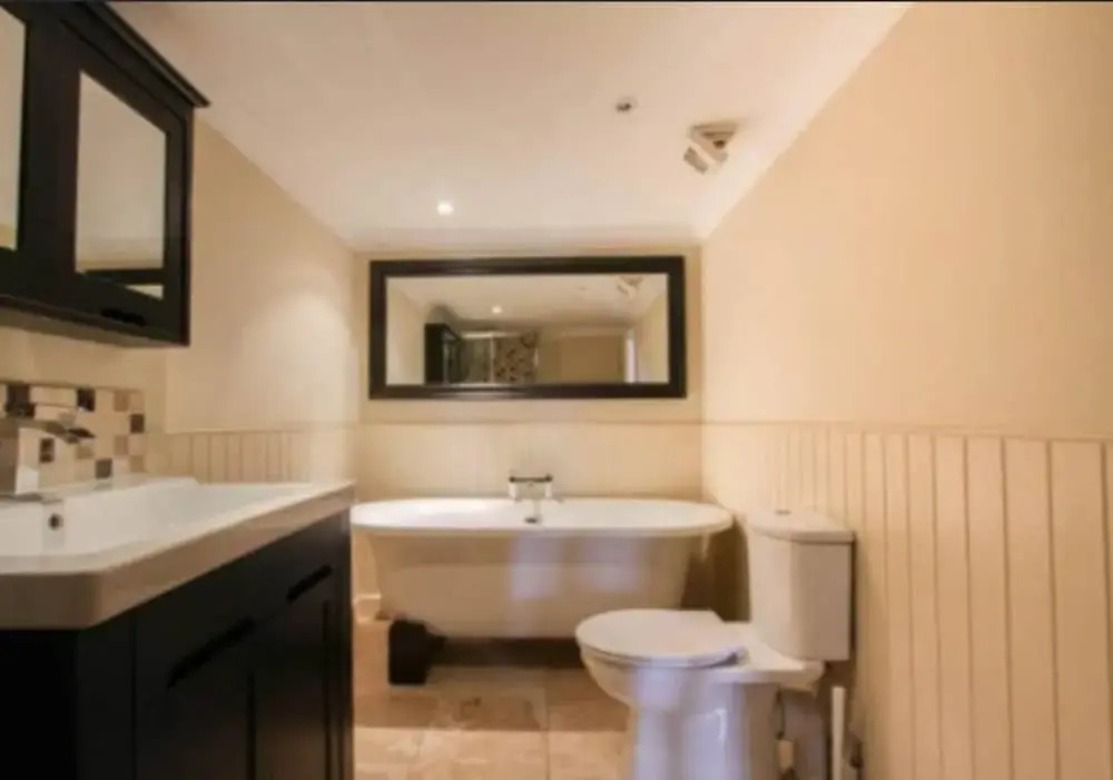 Central 2 Bedroom Seafront Flat in Kemp Town