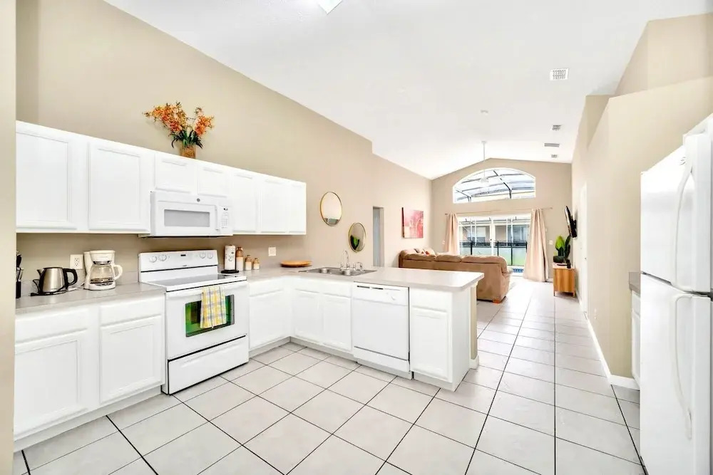 5BR Resort Home w Private Pool - Near Disney