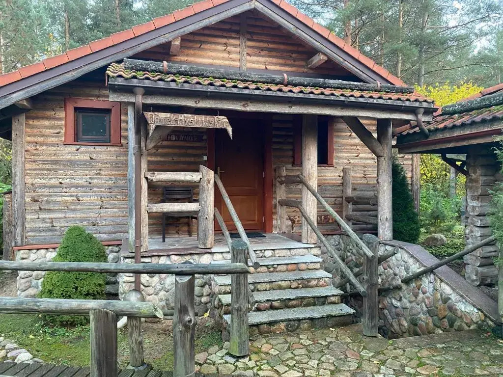 Leśny Zakątek balia kąpielowa ognisko sauna basen rowery w cenie pobytu Realizujemy Podlaski bon turystyczny