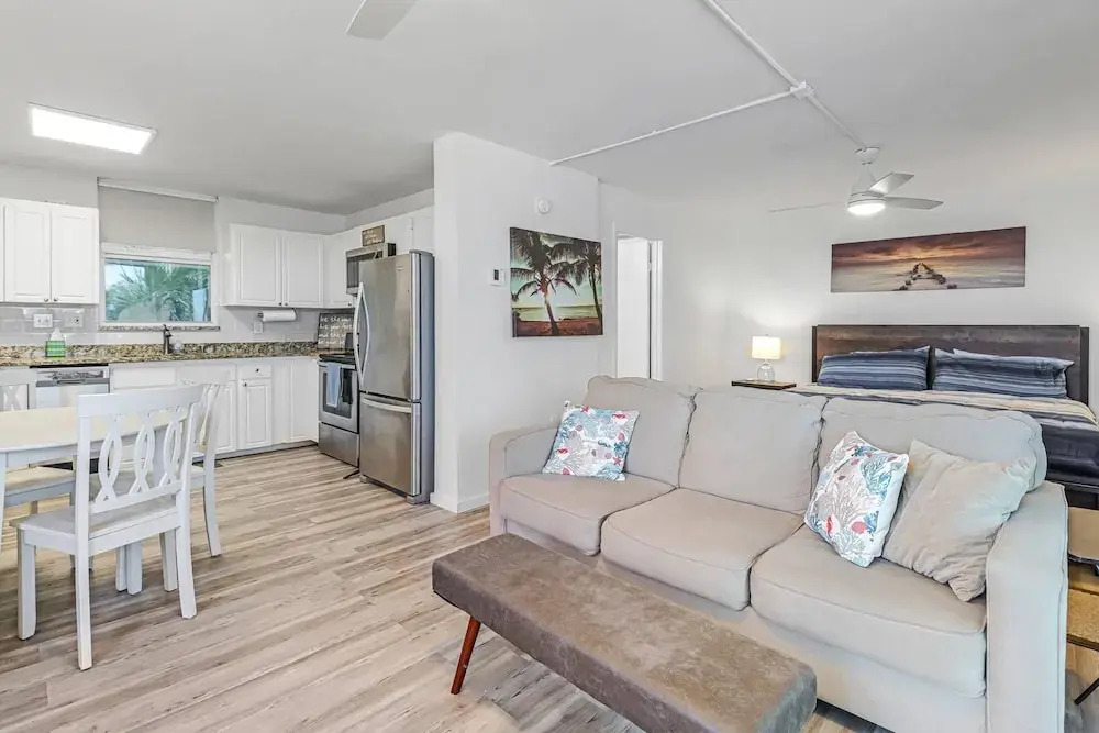 Beach & Tennis 1207