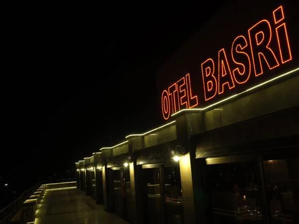 Hotel Basri