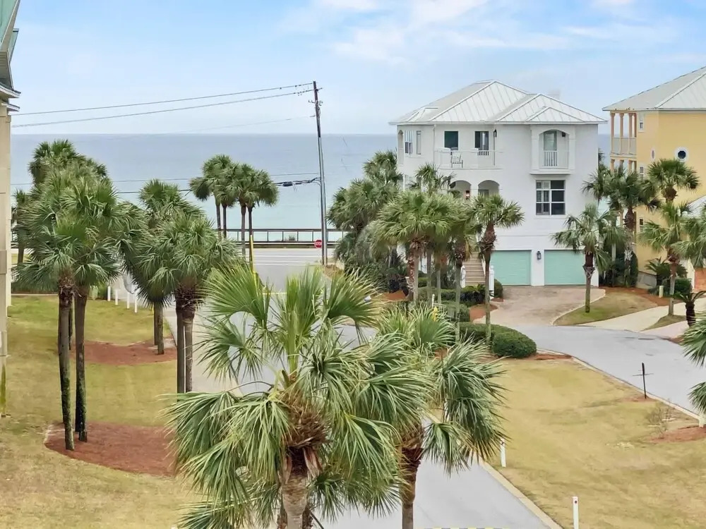 Maravilla 4401 - Seas the Day by Destin Getaways