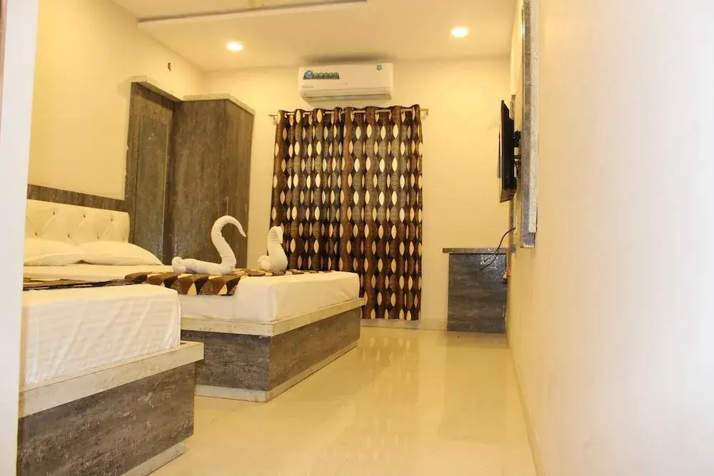 Shri shiva palace