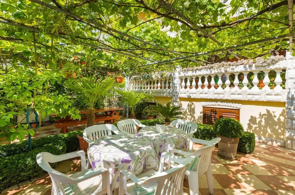Seaside Apartment in Fazana - Two Bedrooms