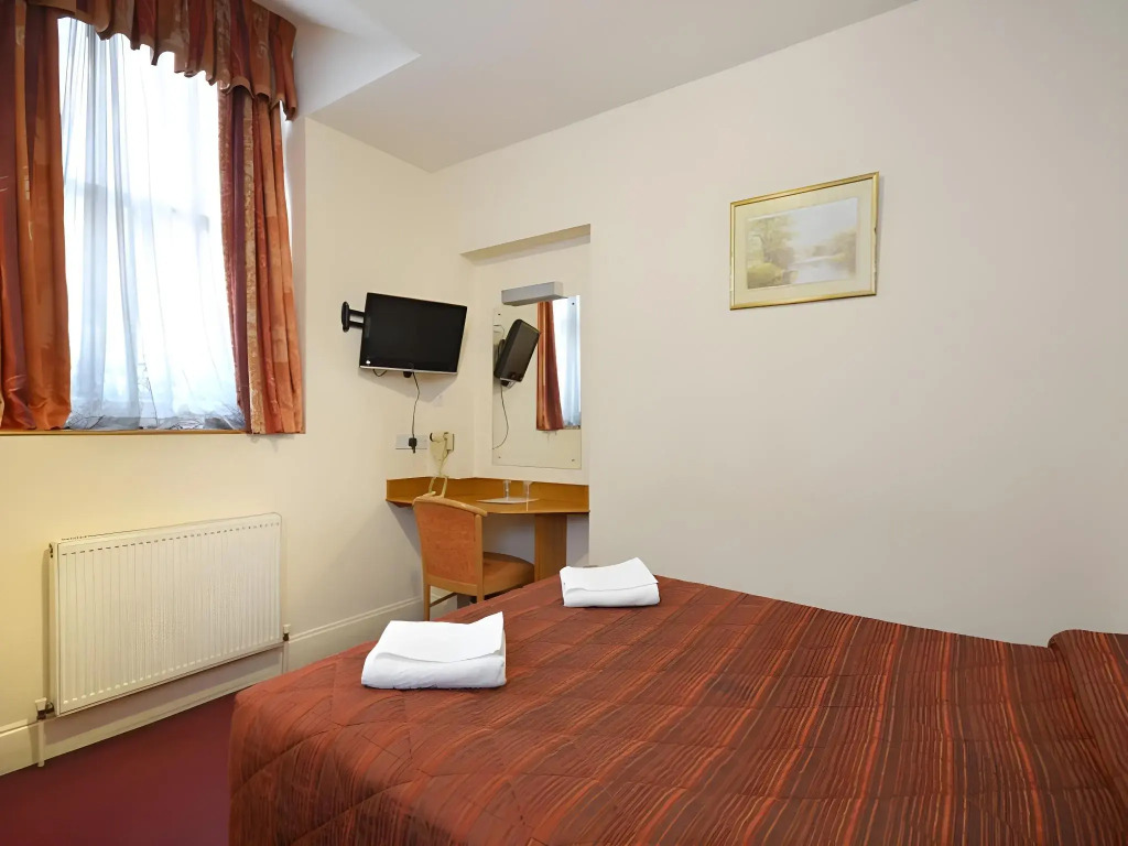 Berkeley Court Hotel