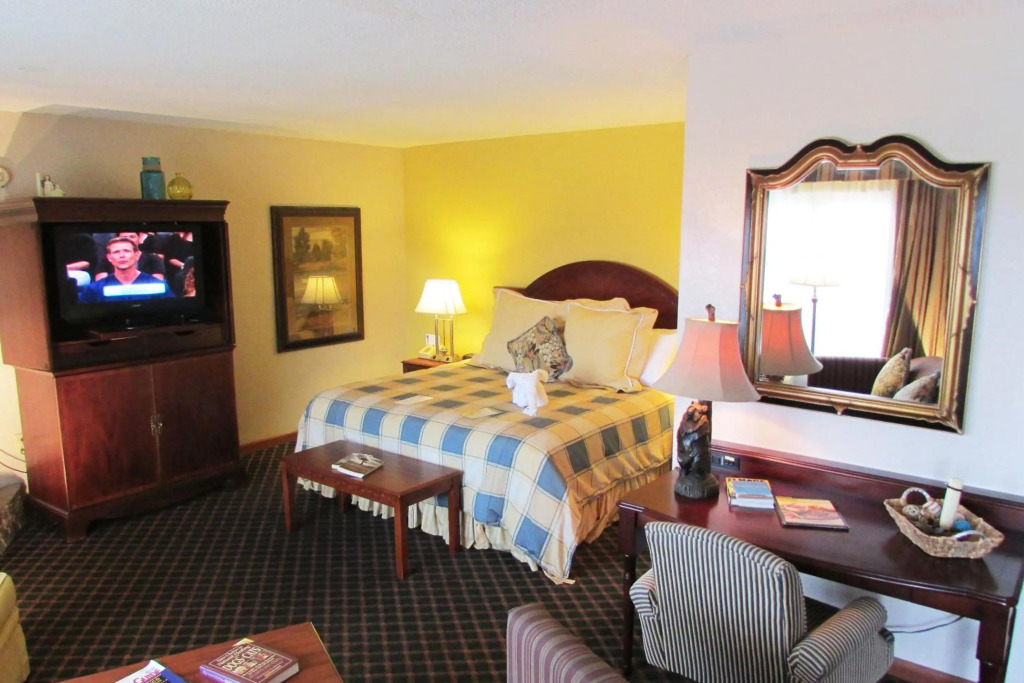 Arbors at Island Landing Hotel & Suites