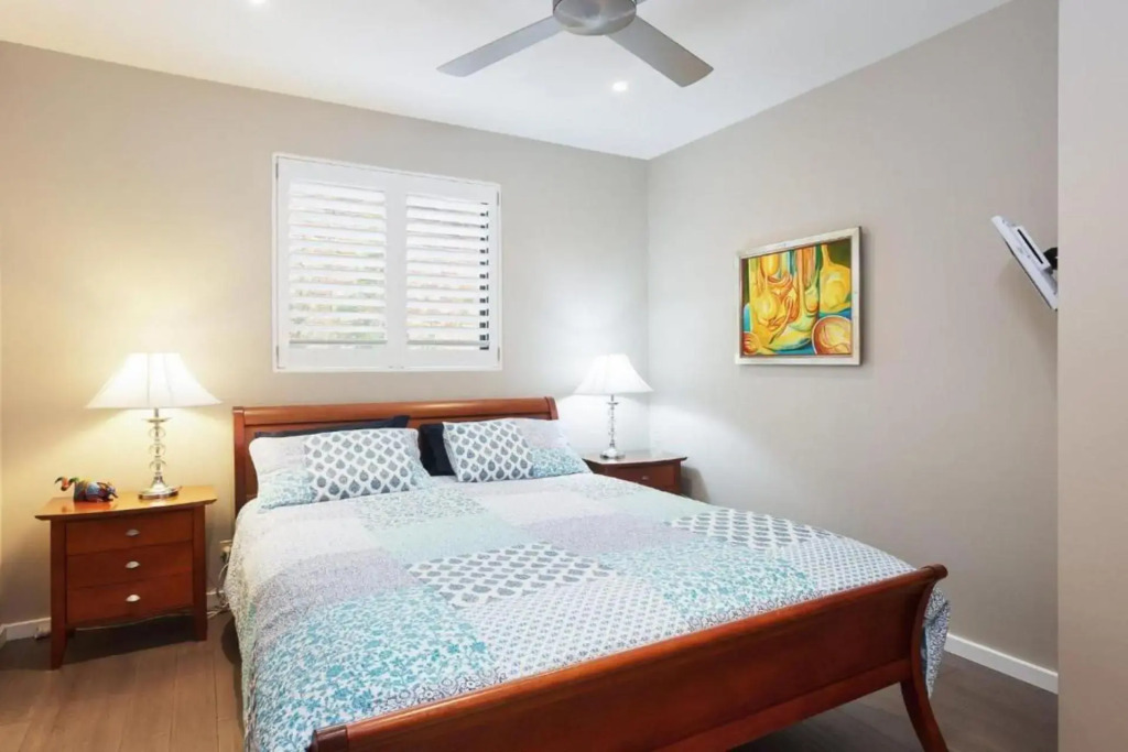 'Ambience on the Waterfront', 14 Danalene Pd - Prestige waterfront property