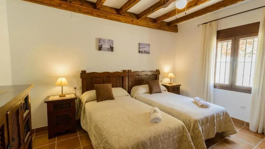 Casa Finca del Roble Antequera - La Higuera by Ruralidays