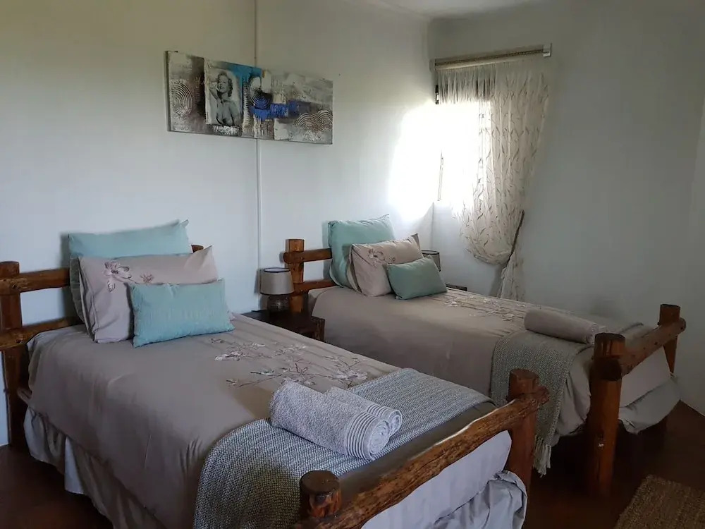 Buffalo Hill Safari Lodge
