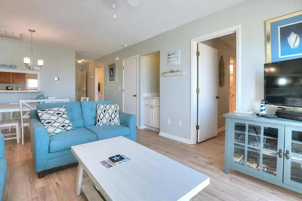 Oak Island Beach Villa 1609 - The Captains Perch