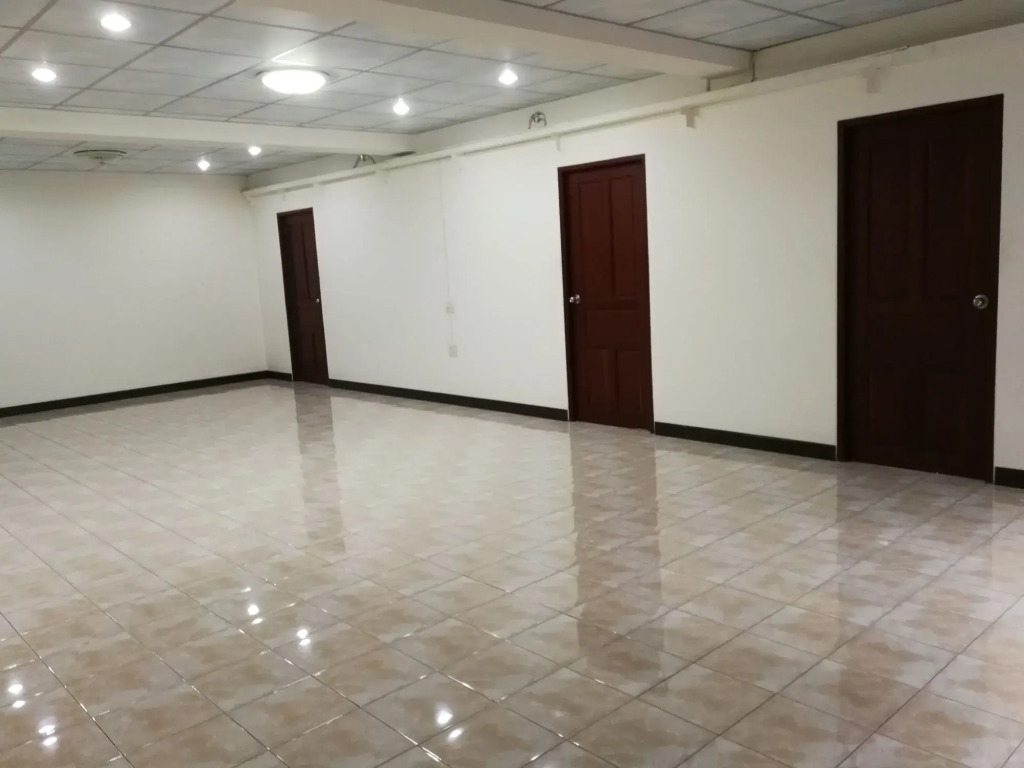 Soi 5 Apartment