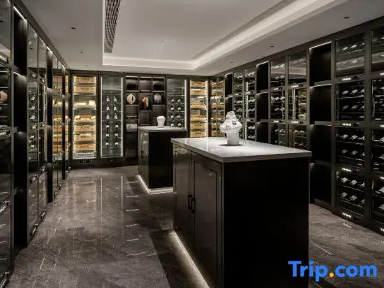 Yu Hotel