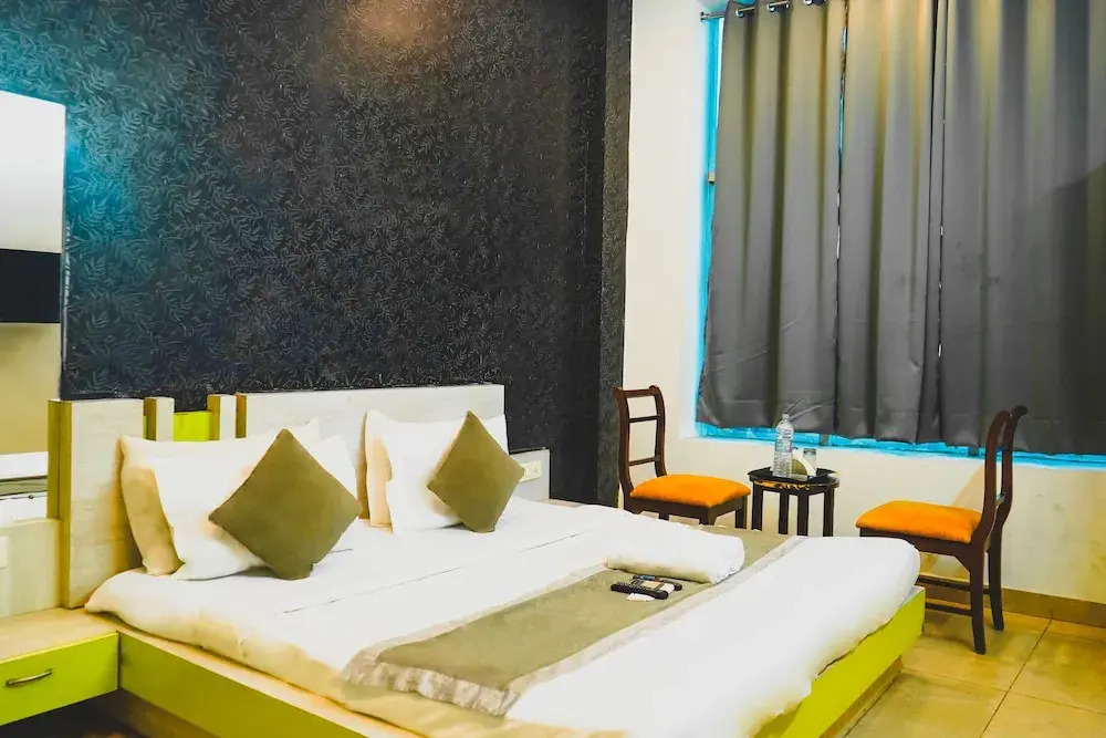 Hotel Downtown by Quadis - Sector 15 Noida