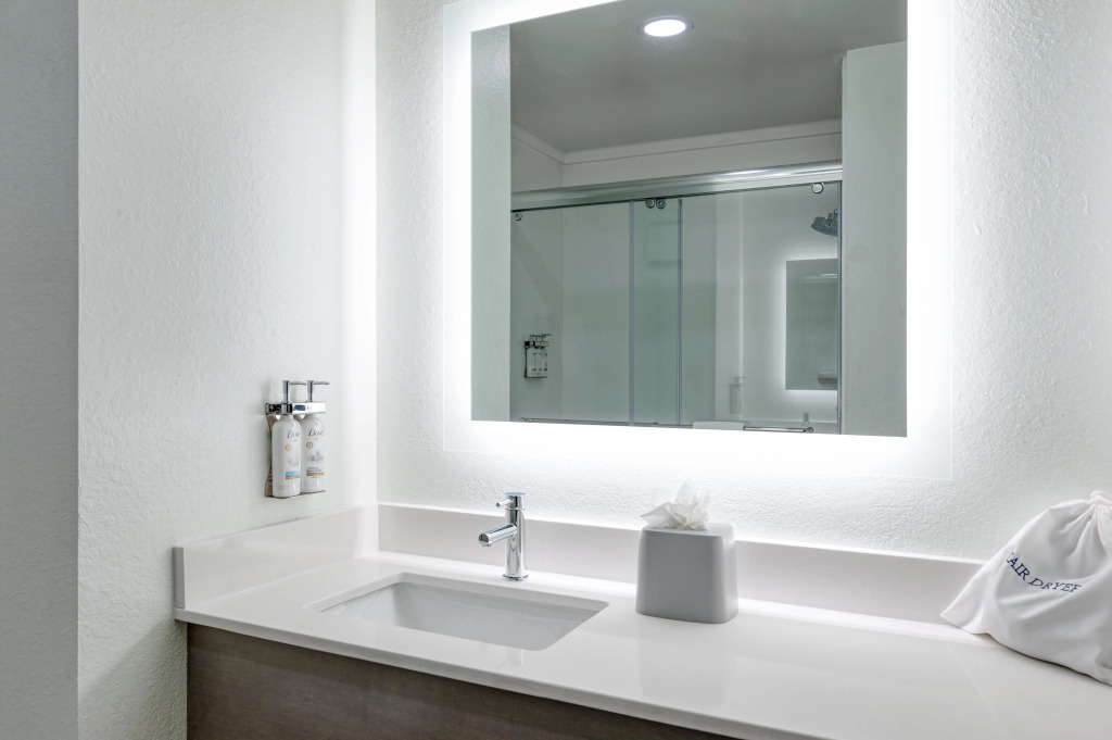 Holiday Inn Express Hotel & Suites Columbia-I-20 at Clemson Road by IHG