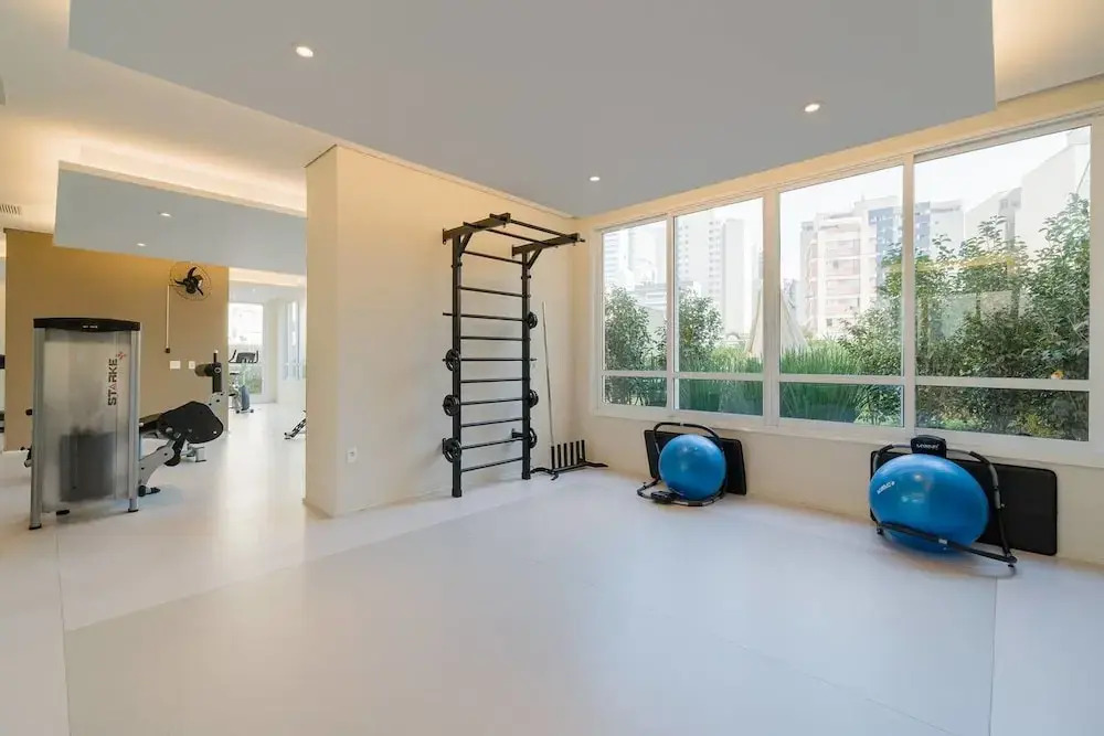 UB907 Charme urbano em loft com bar panorâmico!