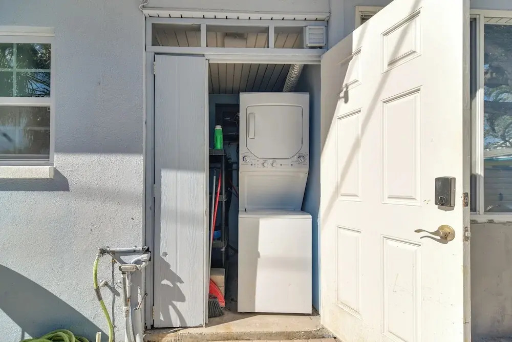 Florida Unit Steps From Indian Rocks Beach Access!