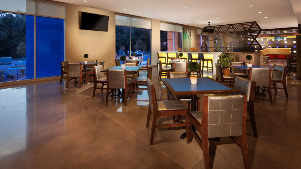 GLo Hotel Asheville-Blue Ridge Parkway