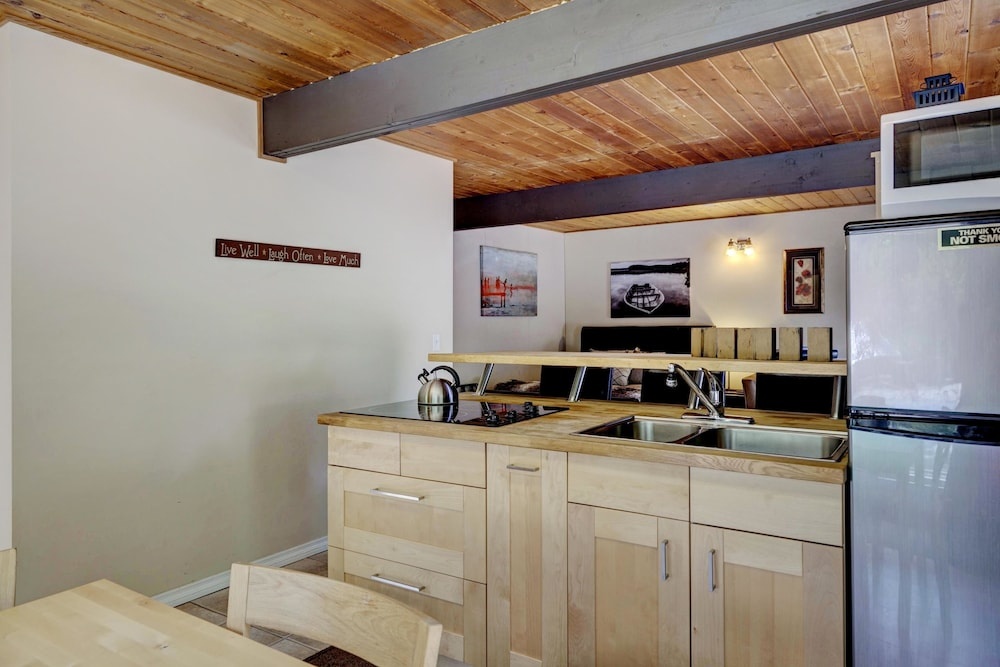 Alpine Village Resort