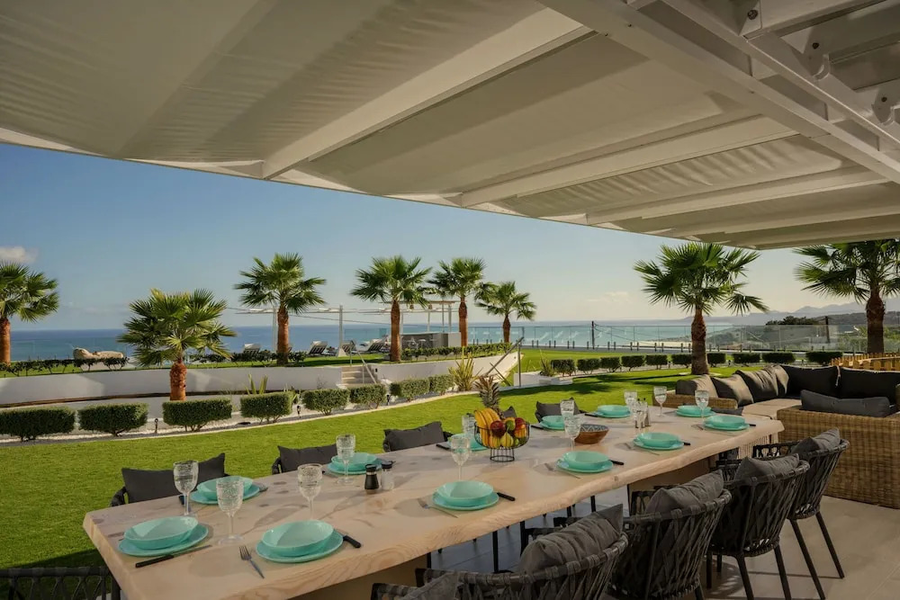 Luxury Villa Zakkallin - With Amazing View