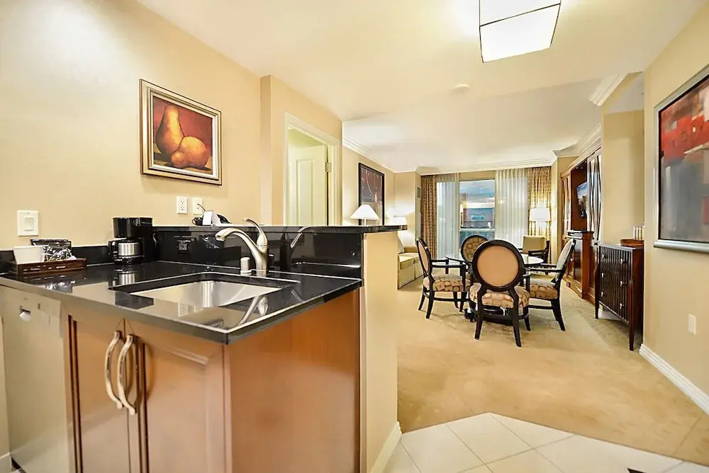 Abz Mgm Signature 1 Bedroom Balcony Suites