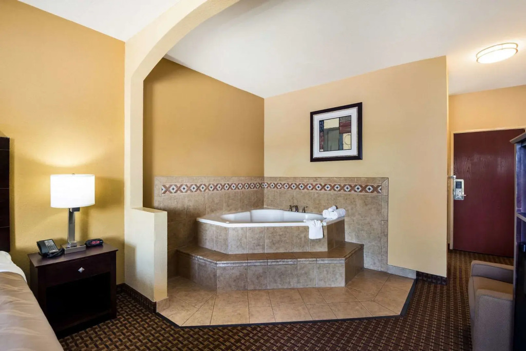 Quality Inn Des Moines North