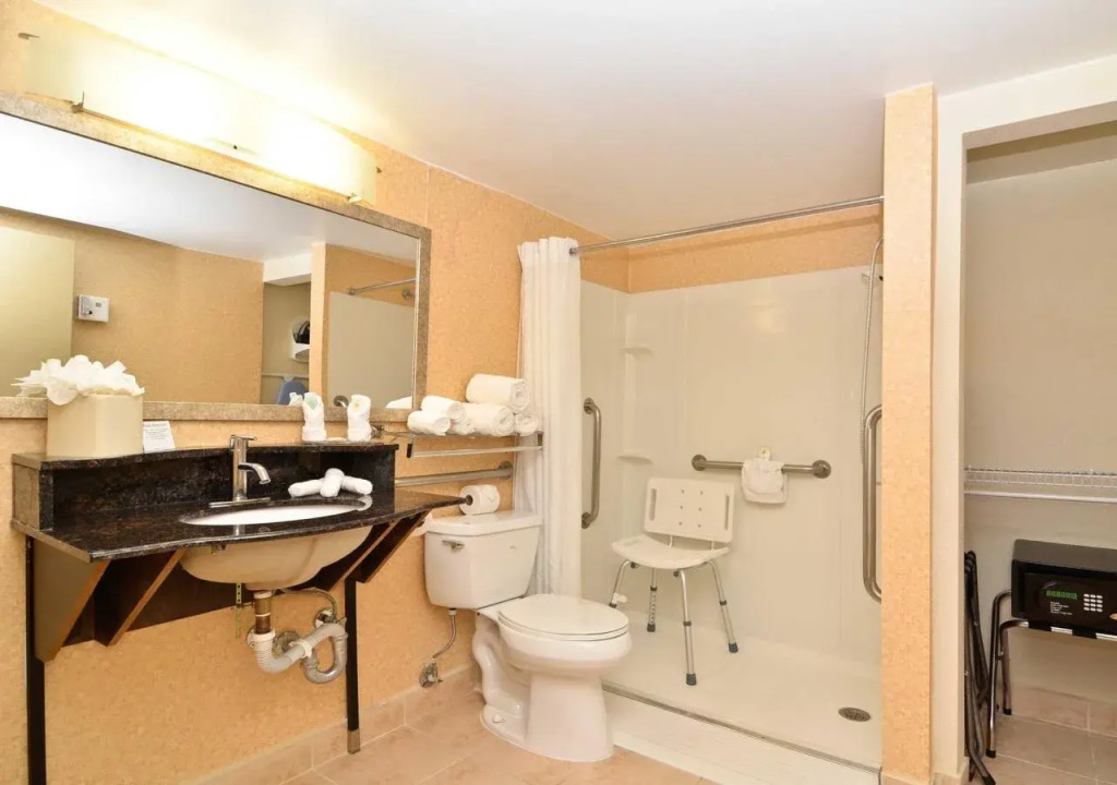 Holiday Inn Express & Suites Washington DC - NoMA by IHG
