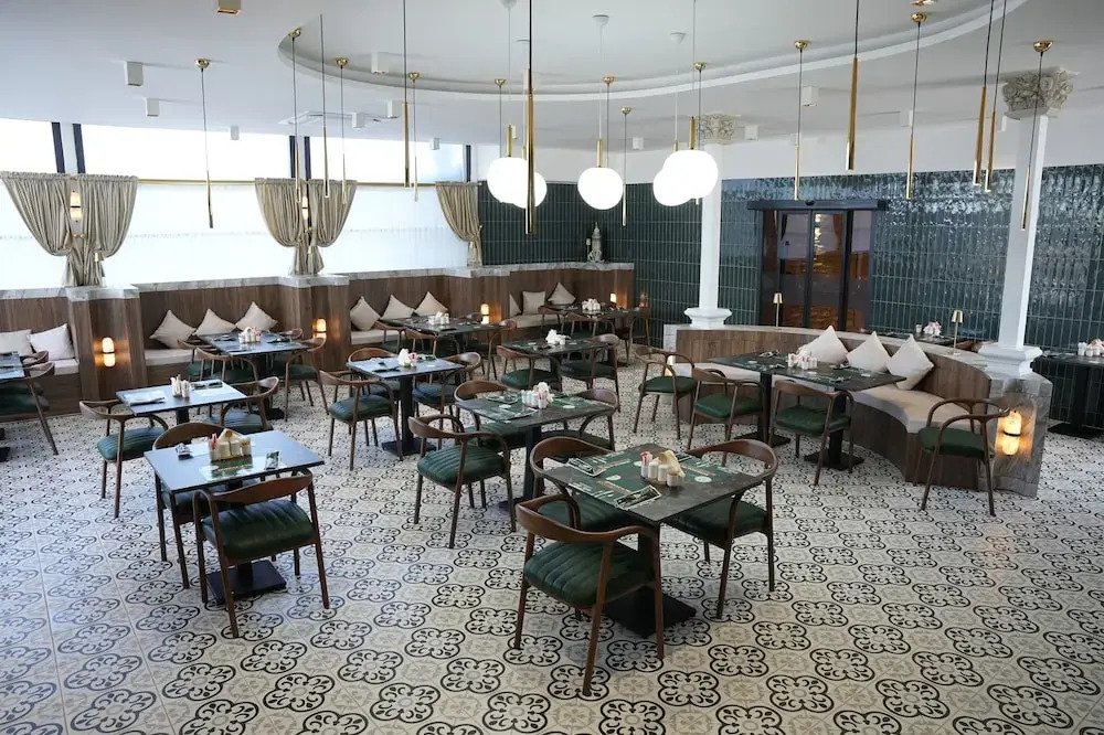 Expo Garden Hotel