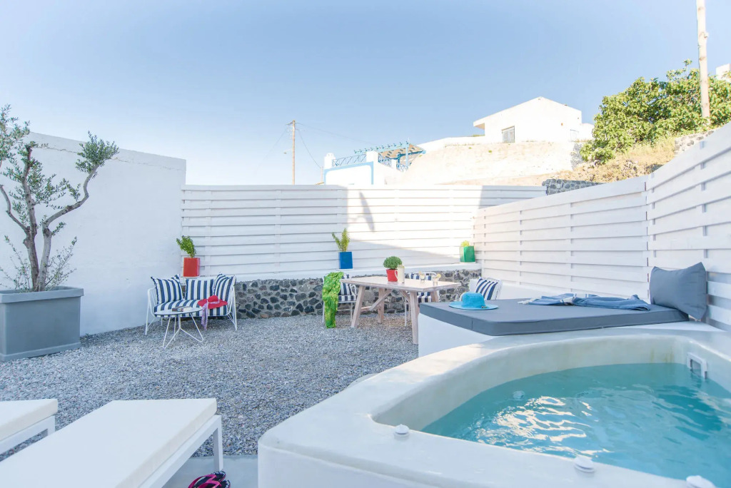LAGADI SUITES by K&K