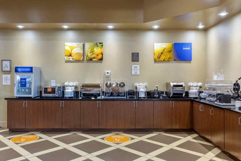 Comfort Suites Batesville