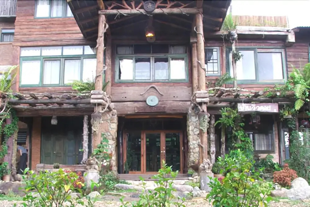 Tharnthong Lodges