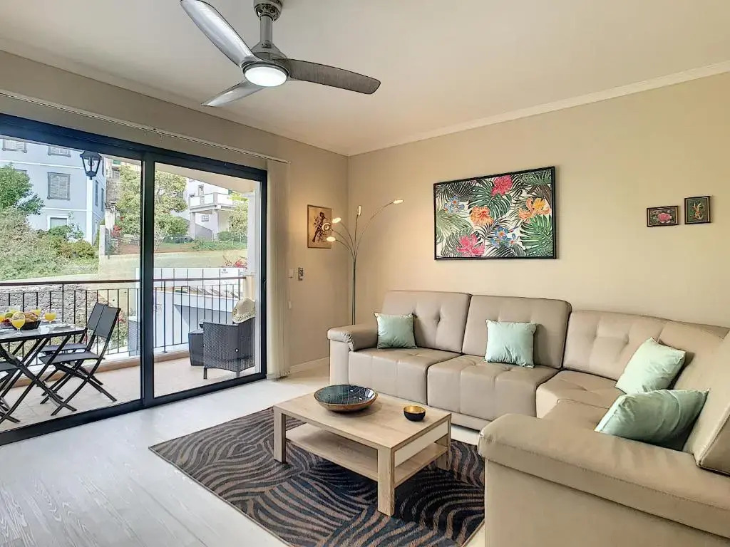 Apartment Lotus by MHM