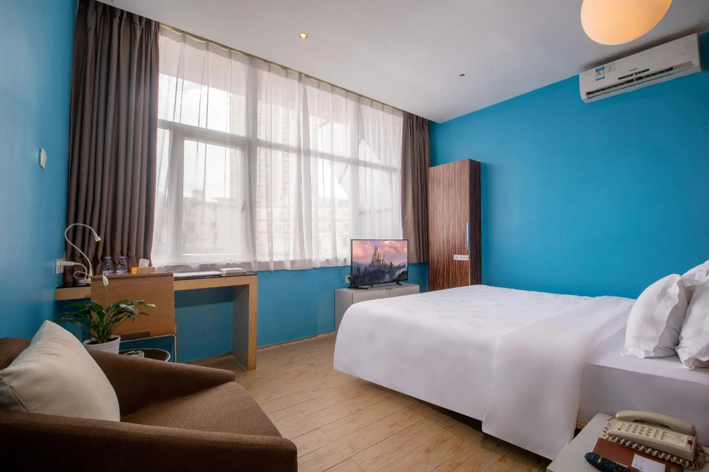 Shenzhen Dongmen Colour Hotel
