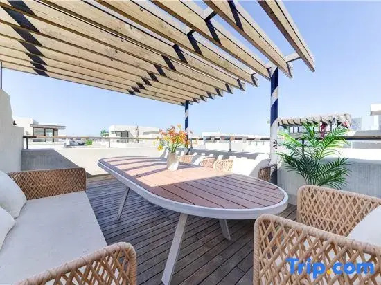 Anaya Yihai Fusheng Swimming Pool Villa