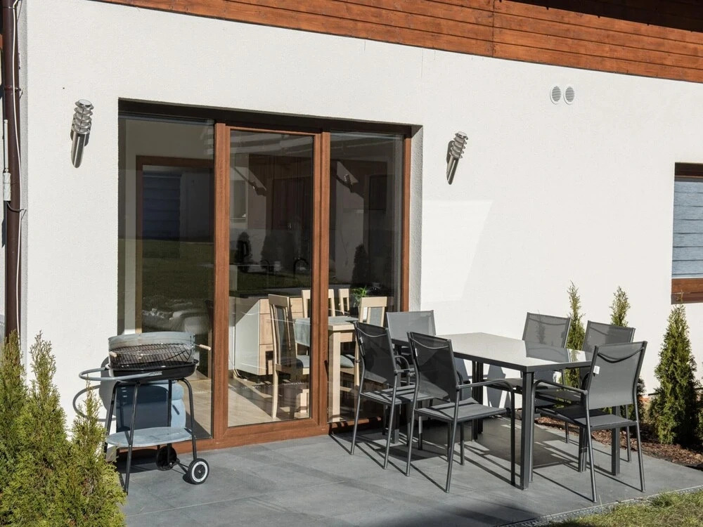 Spacious 3-room Apartment, Summer Pool