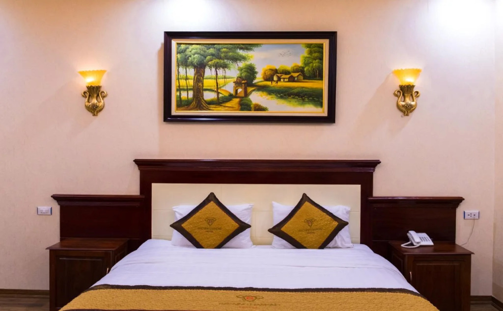 Holiday Suites Hotel & Spa