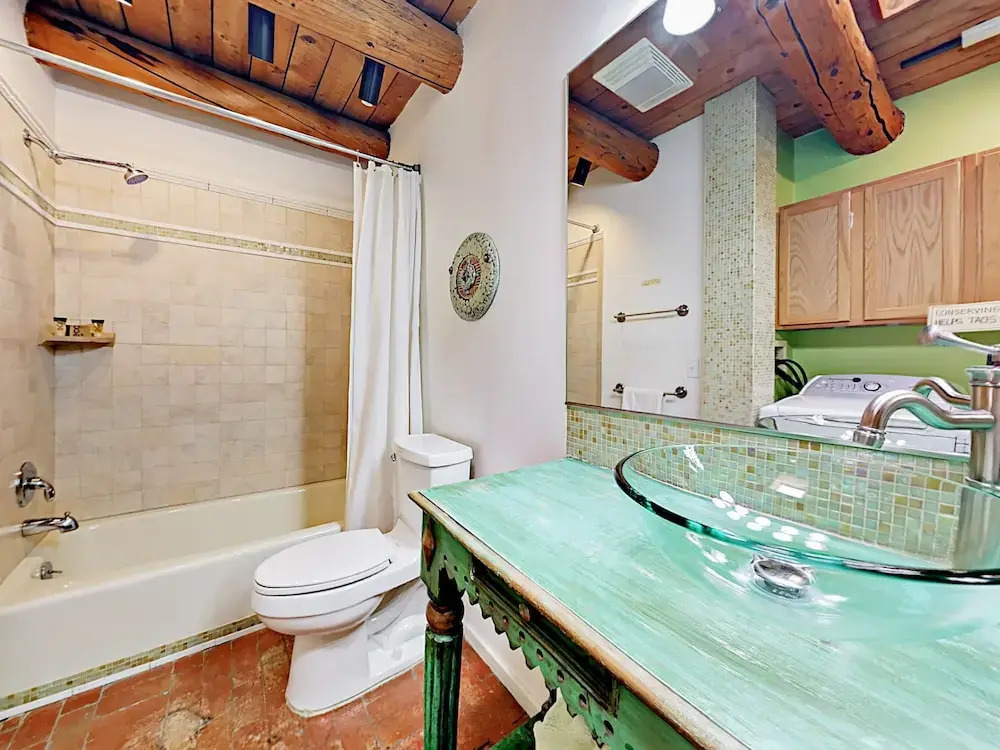 401 Geronimo Ln Home 4 Bedrooms 4.5 Bathrooms Home