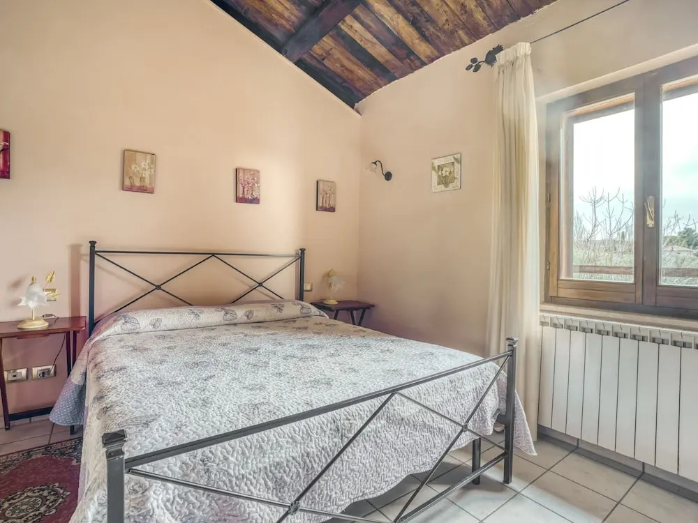 Il Grappolo E La Rosa