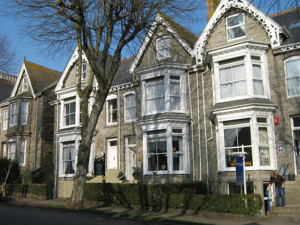 Dunedin Guest House