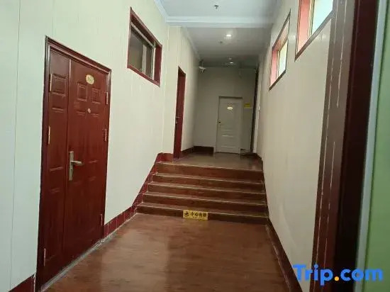 Pebble Motel (Zibo Linzihuan Highway)