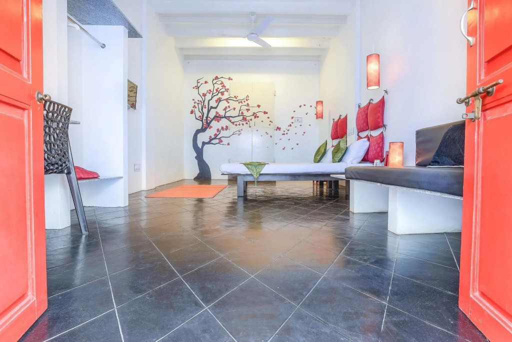 Itsy Hotels Red Lotus Heritage, Promenade Beach
