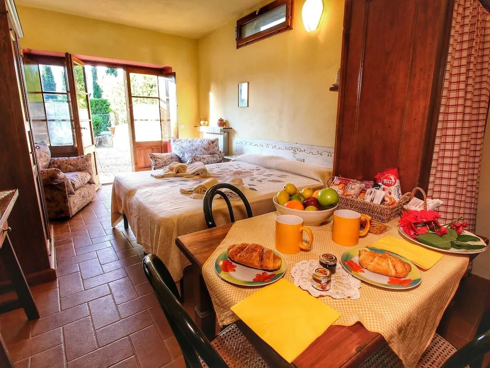 Chianti Hillside Farmhouse