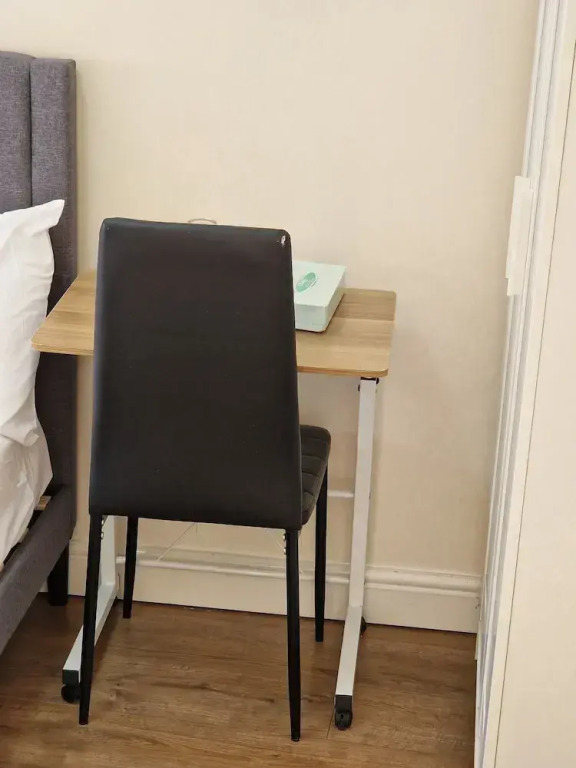 Beautiful 1 Room House in London