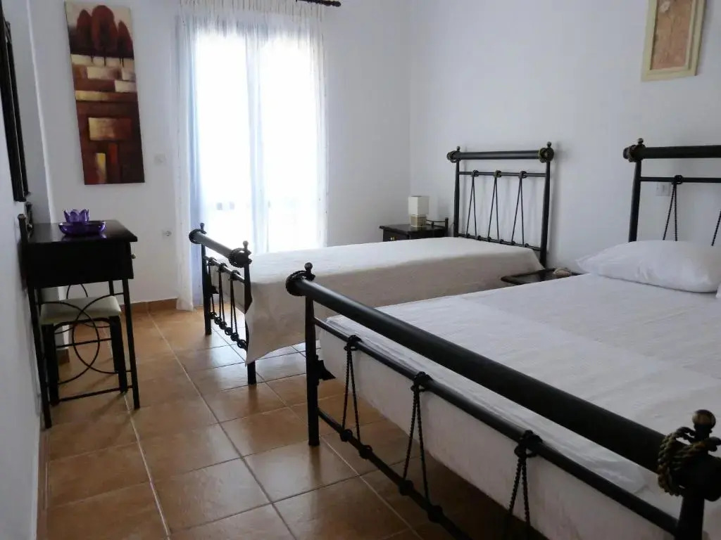 Ioli Apartments