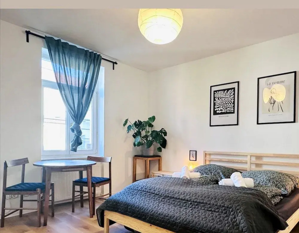 Apartmenthaus am Dom - Zentrum & Ruhige Lage, Perfekt für Business Trip, Auch für Familie, Viel Platz mit Küche