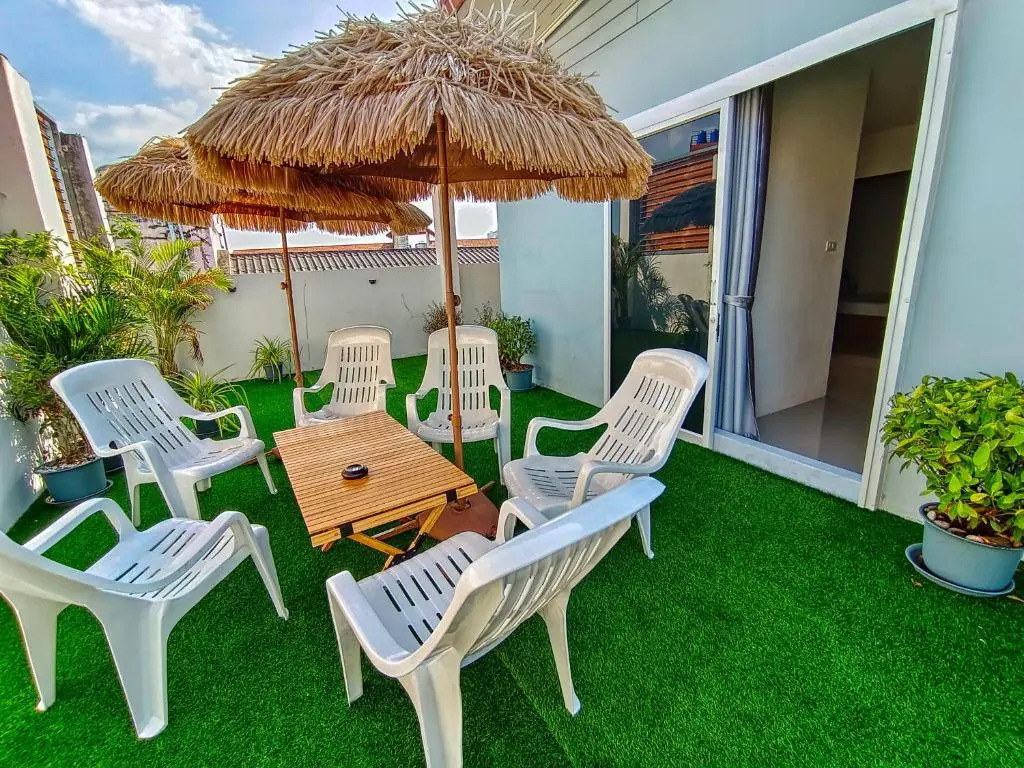 Sailor Hotel Pattaya - Nice Rooms & Steps to Walking Street