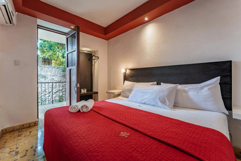Hotel Santiago